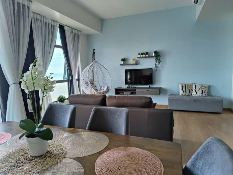 Apartment De Sea 4pax 850sf 2r2b Imperium